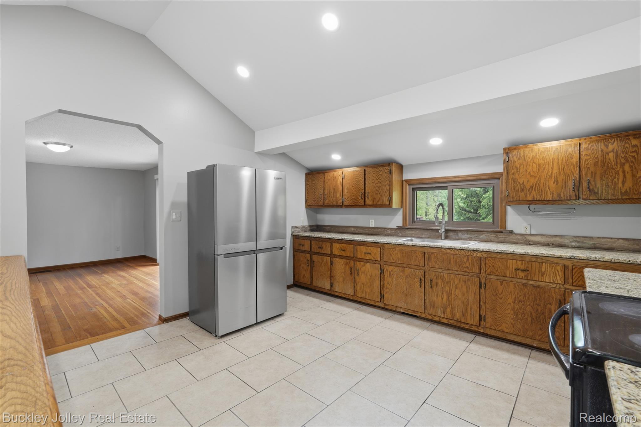 9255 Evergreen Road Brighton, MI 48116 - Photo 2 of 29 New Kitchen Sink