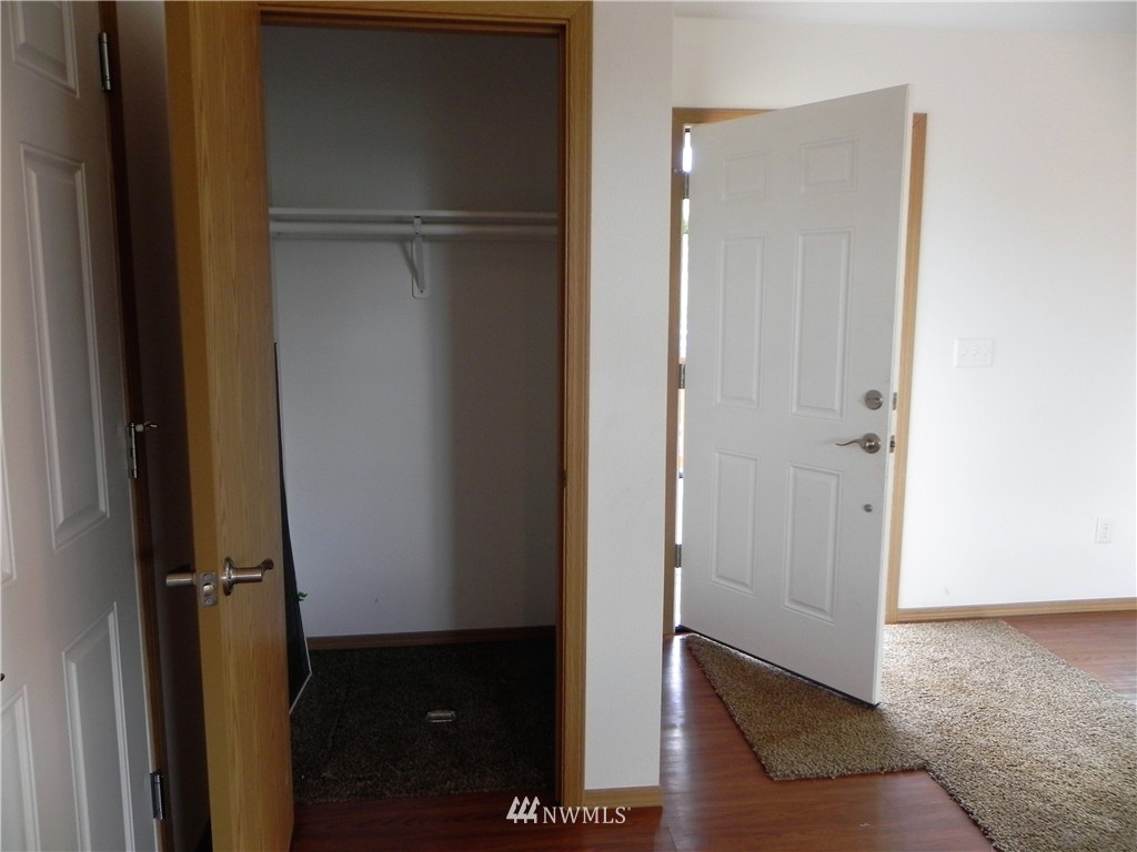 240 Holcomb Road Kelso, WA 98626 - Photo 15 of 24 Gallery Image 15
