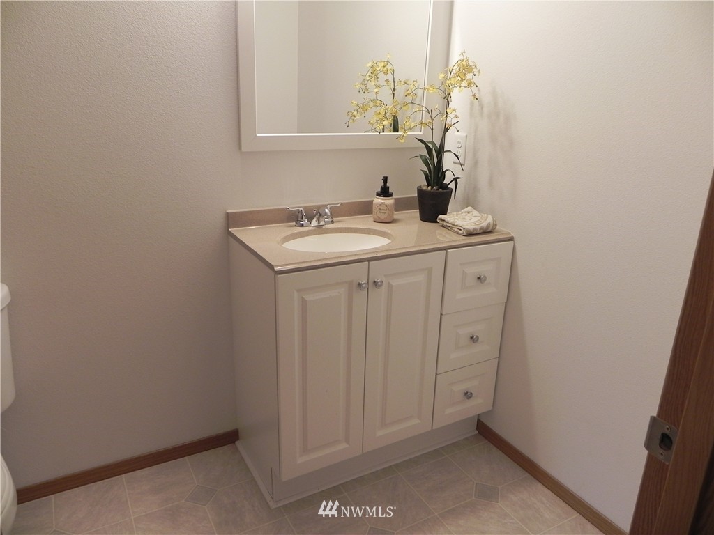 240 Holcomb Road Kelso, WA 98626 - Photo 7 of 24 Gallery Image 7