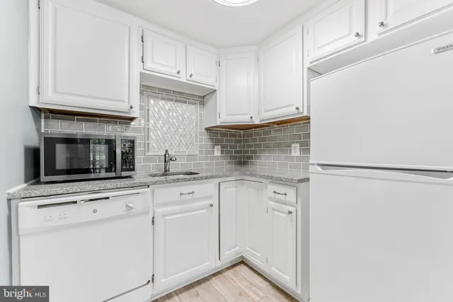 $1,350 | 7140 Stone Throw Way, Elkridge, MD 21075