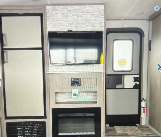 $499,999 | 1529 Douglas Road, Comstock, TX 78837