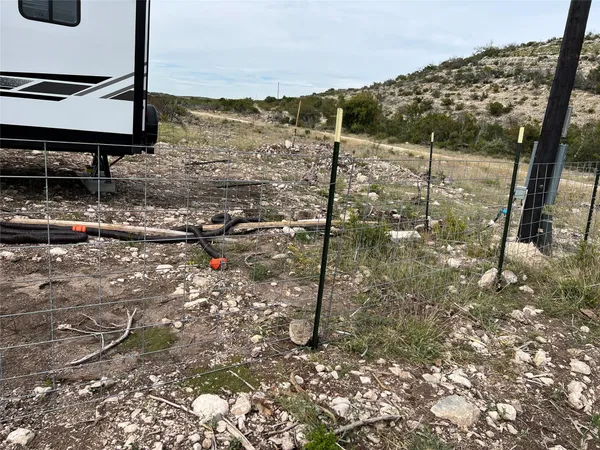 $499,999 | 1529 Douglas Road, Comstock, TX 78837