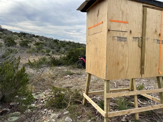 $499,999 | 1529 Douglas Road, Comstock, TX 78837