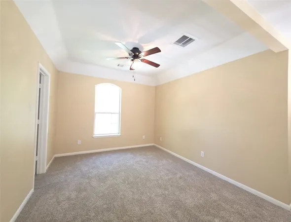 $4,000 | 19 Vista Mill Place, The Woodlands, TX 77382