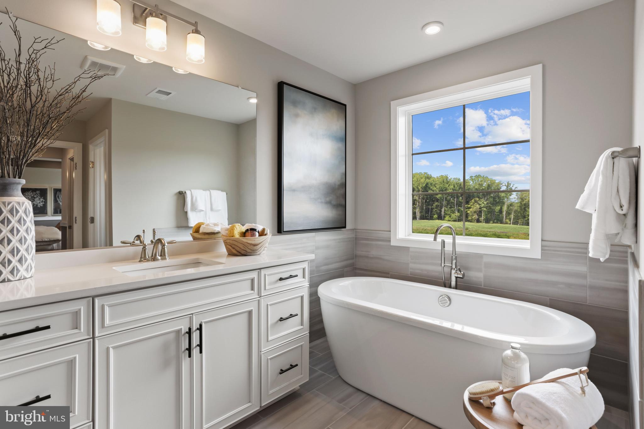 2934 Quarry Circle Odenton, MD 21113 - Photo 15 of 39 Primary bath with relaxing soaking tub