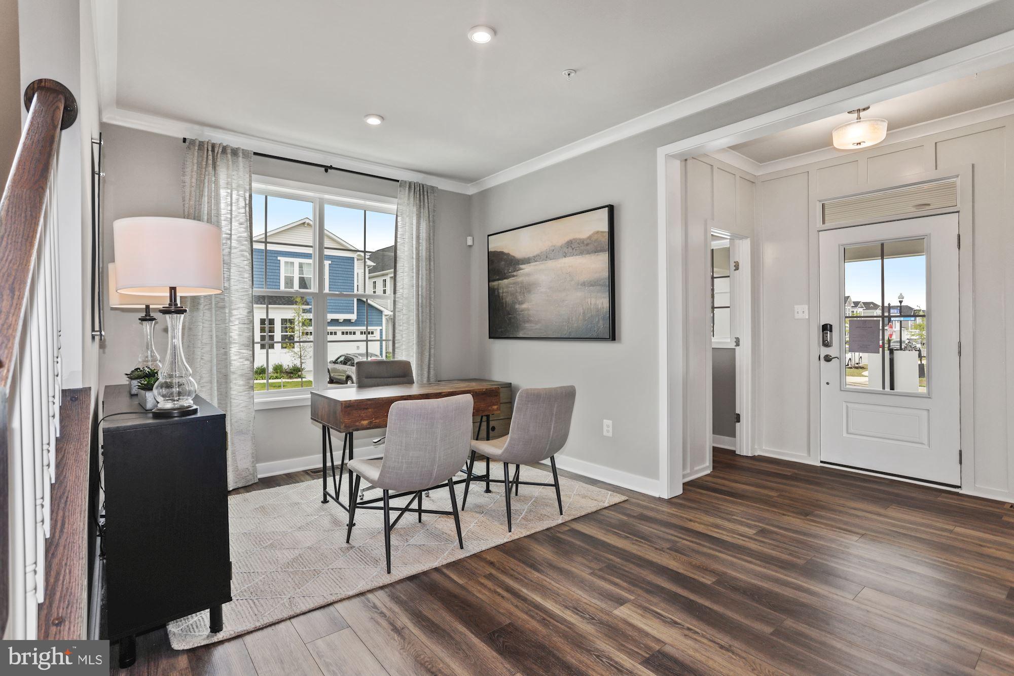 2934 Quarry Circle Odenton, MD 21113 - Photo 4 of 39 Home office by the sunny window