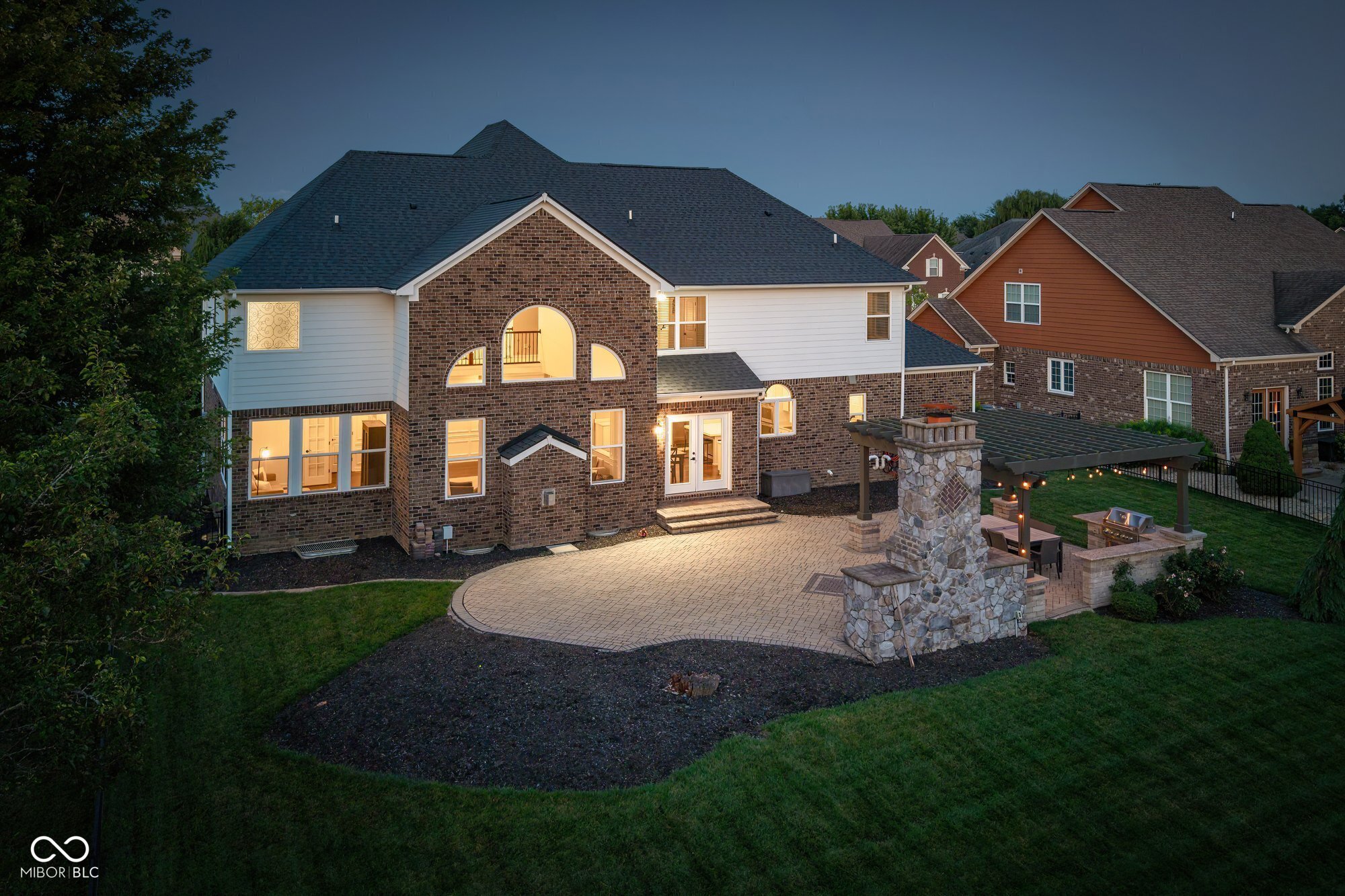 10334 Strongbow Road Fishers, IN 46055 - Photo 3 of 52 Gallery Image 3