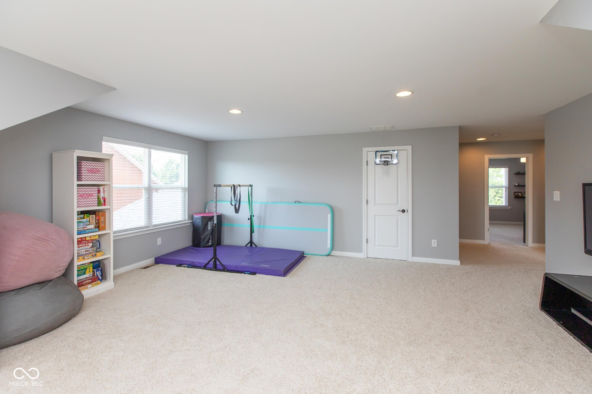 10334 Strongbow Road Fishers, IN 46055 - Photo 48 of 52 Gallery Image 48