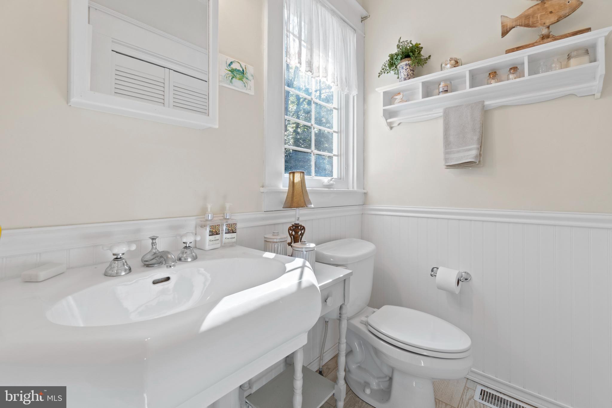 910 Old County Road Severna Park, MD 21146 - Photo 15 of 40 Gallery Image 15