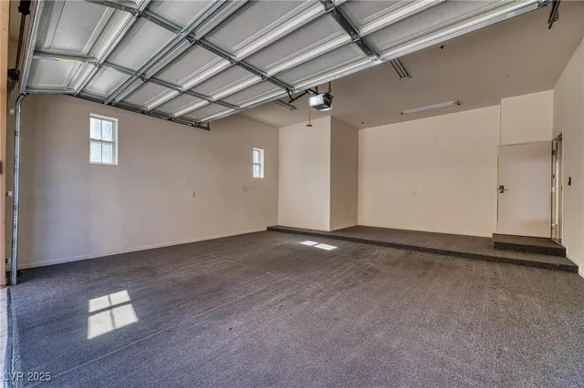 $6,000 | 9216 Tesoras Drive, Unit 202, Las Vegas, NV 89144