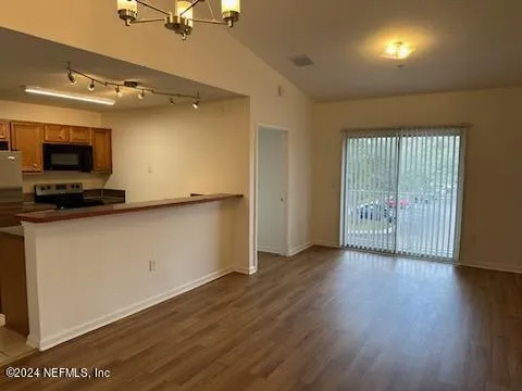 $1,285 | 6880 Skaff Avenue, Unit 111, Jacksonville, FL 32244