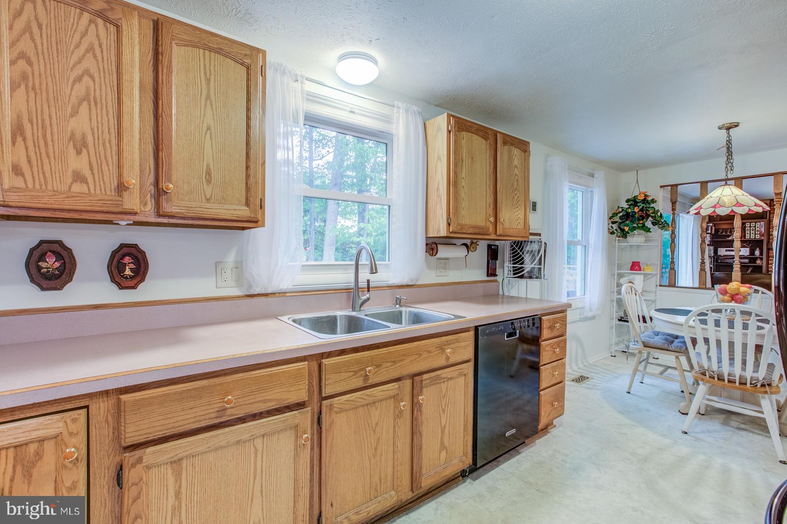 8064 Winding Way Court Springfield, VA 22153 - Photo 15 of 42 Kitchen