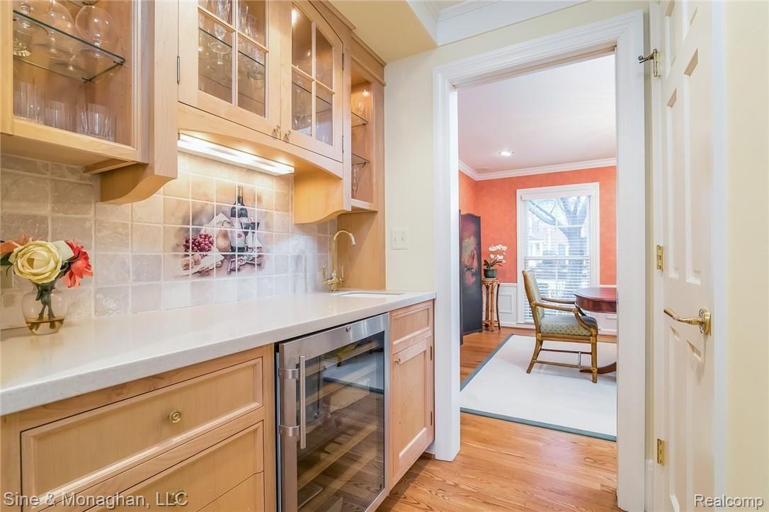 24 Warner Road Grosse Pointe, MI 48236 - Photo 25 of 56 027-Pantry-5492472-medium.jpg
