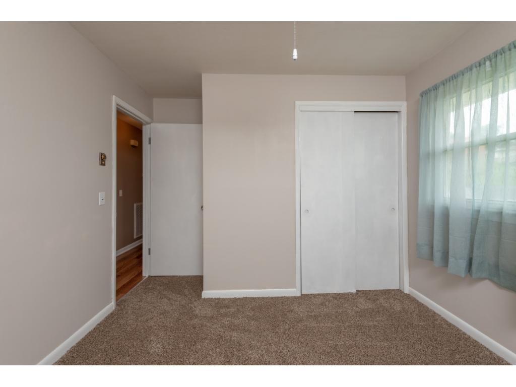 1813 Granby Road Kingsport, TN 37665 - Photo 13 of 28 Photo 13