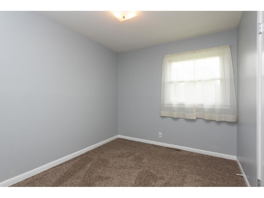 1813 Granby Road Kingsport, TN 37665 - Photo 10 of 28 Photo 10