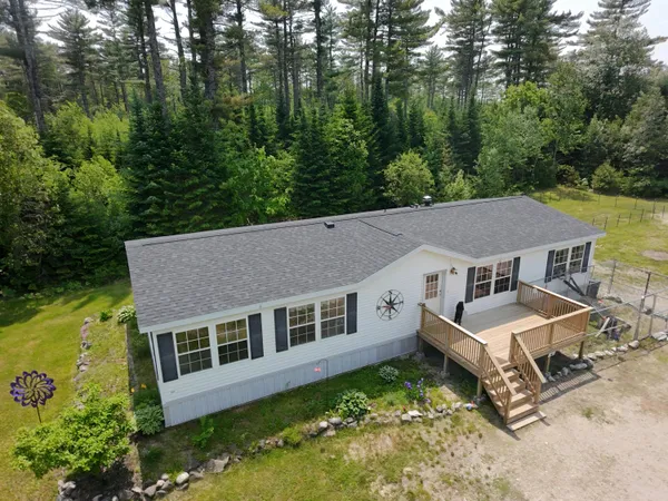$242,900 | 6 Old Meadow Road, Franklin, ME 04634