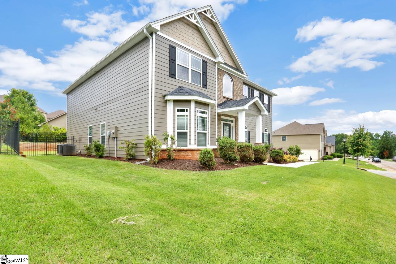 1 Tolkien Drive Anderson, SC 29621 - Photo 2 of 36