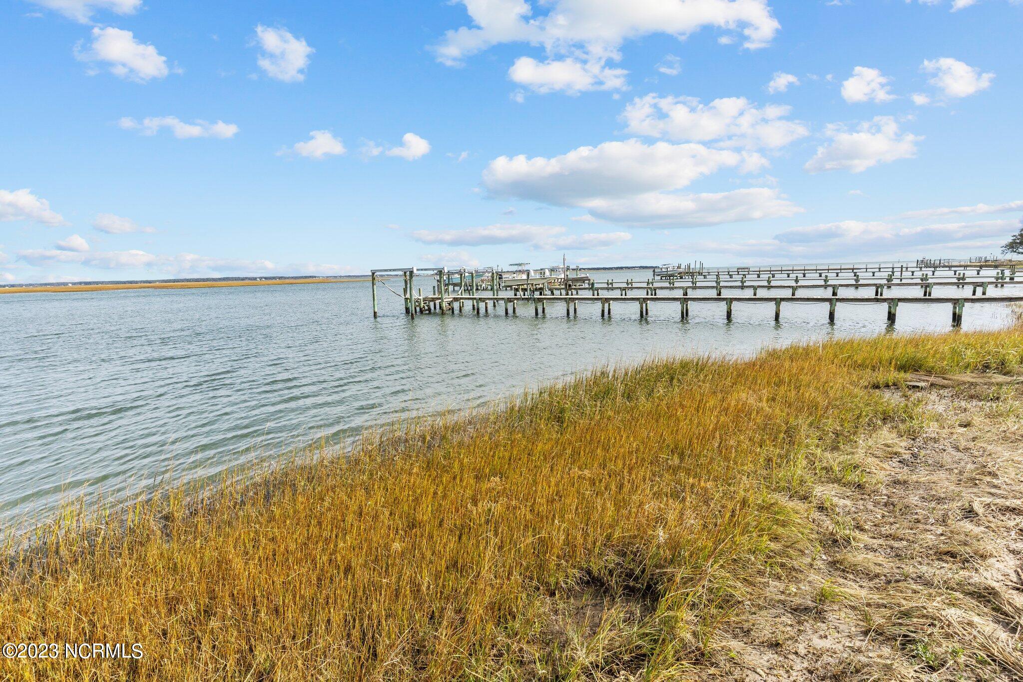 184 Lennoxville Point Road Beaufort, NC 28516 - Photo 21 of 23