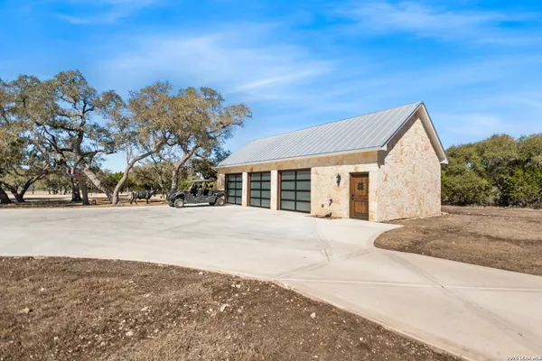 $1,199,000 | 169 Nueces Court, Boerne, TX 78006