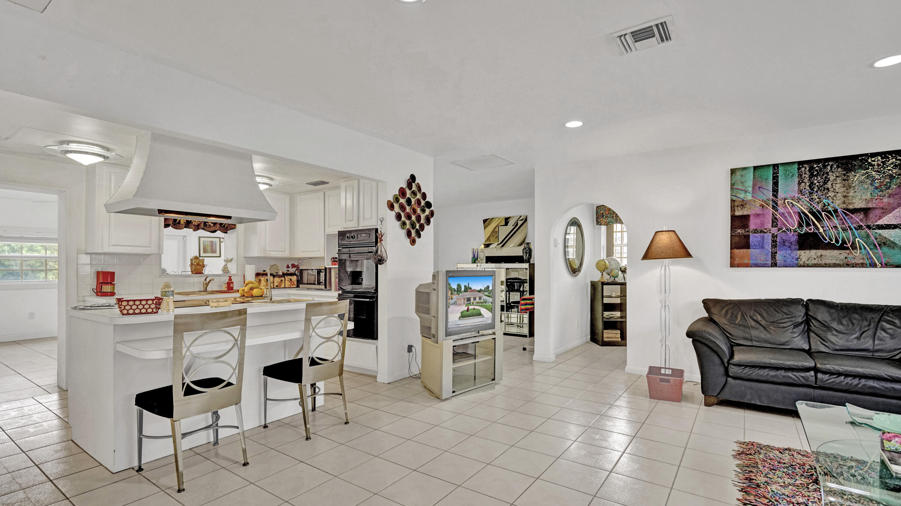 705 West 3rd Street Riviera Beach, FL 33404 - Photo 12 of 53 _DSC5475