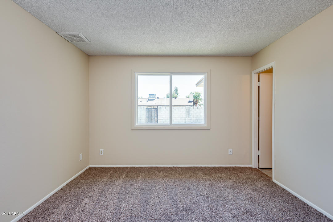 3231 West Shangri-la Road Phoenix, AZ 85029 - Photo 13 of 24 photo_13