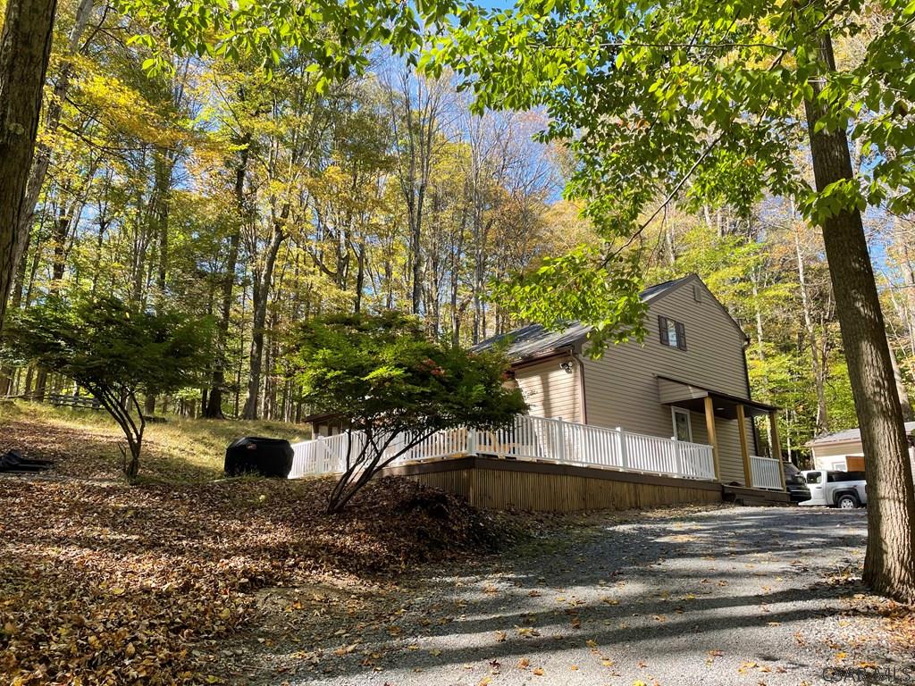 225 Hemlock Road Flinton, PA 16640 - Photo 4 of 41