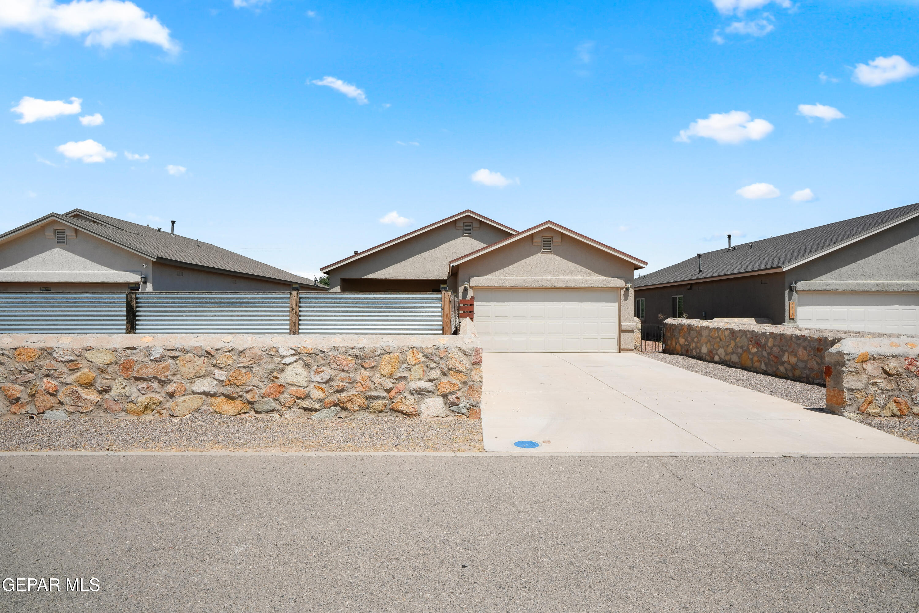 2053 Tim Foster Street El Paso, TX 79938 - Photo 44 of 57 2053 Tim Foster St-38