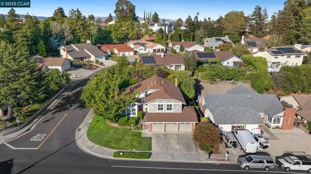 $1,800,000 | 11878 West Vomac Road, Dublin, CA 94568