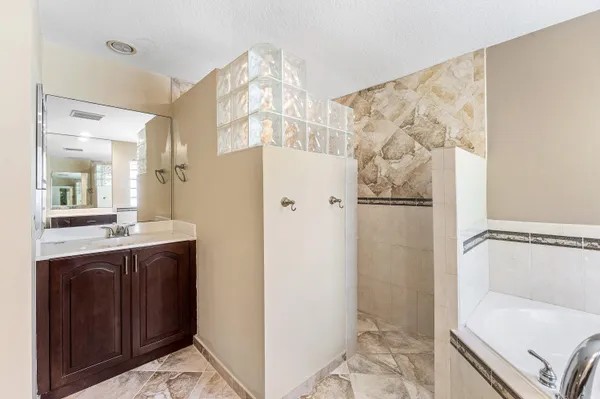 $3,700 | 17109 Murcott Boulevard, Loxahatchee, FL 33470