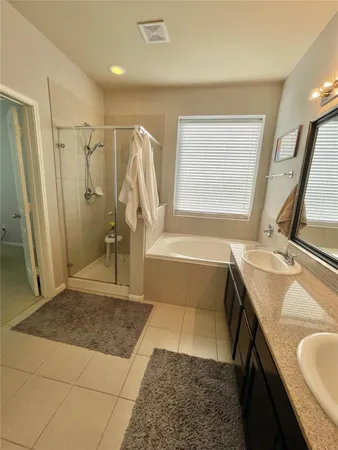 $2,300 | 2521 Amy Lee Drive, Conroe, TX 77304