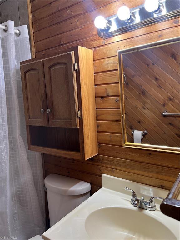 1120 East Springfield Road High Point, NC 27263 - Photo 12 of 26 Gallery Image 12