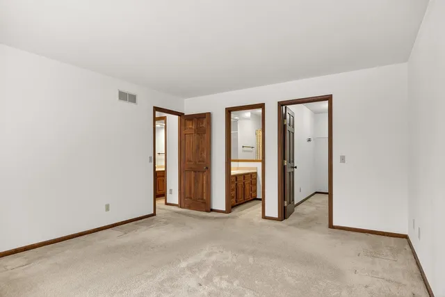 $249,500 | 304 Trading Post Court, Rockton, IL 61072