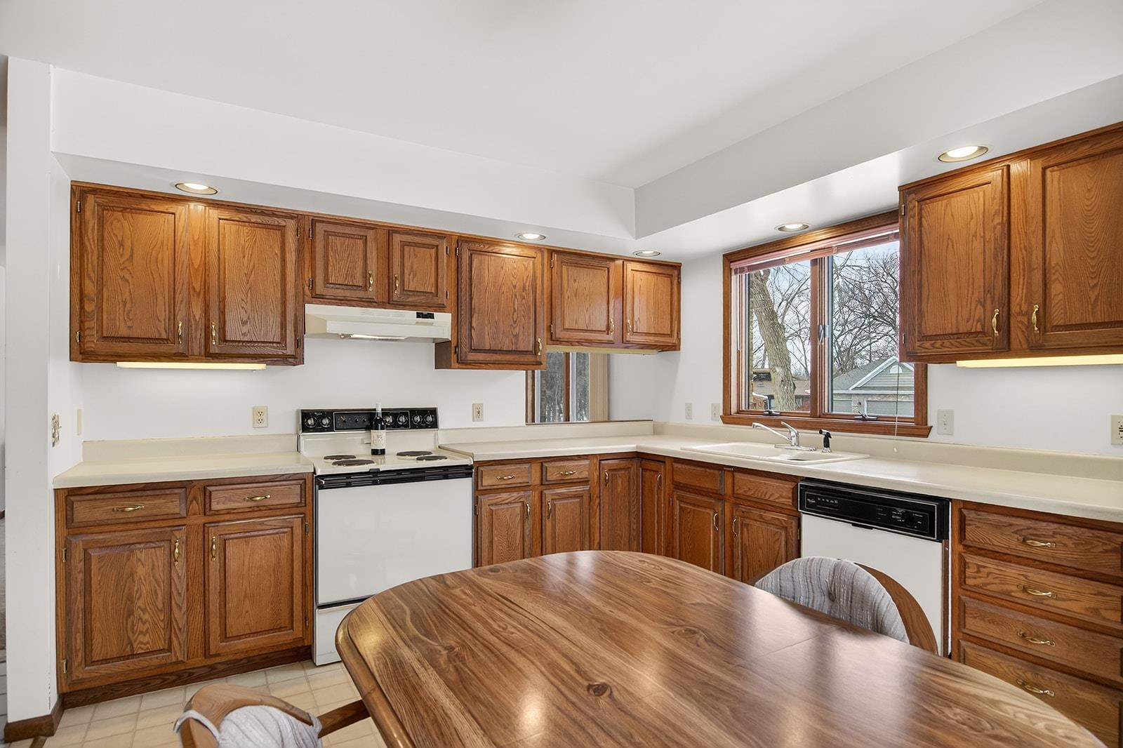 304 Trading Post Court Rockton, IL 61072 - Photo 4 of 29