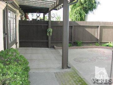 2941 Isle Way, Unit C Oxnard, CA 93035 - Photo 2 of 3 a view of outdoor space