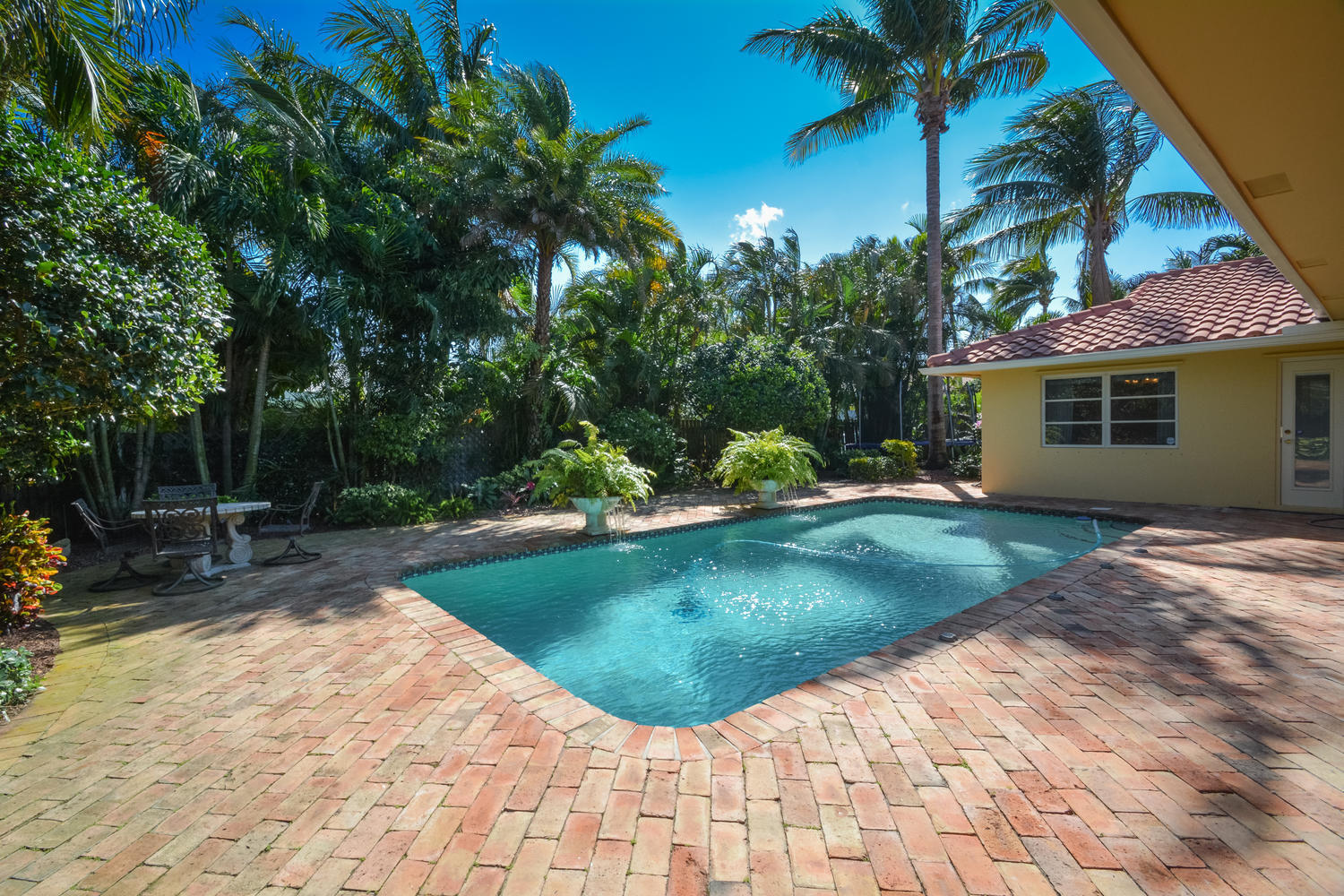 620 Southwest 16th Street Boca Raton, FL 33486 - Photo 32 of 35 620 SW 16th St Boca Raton FL-large-030-3