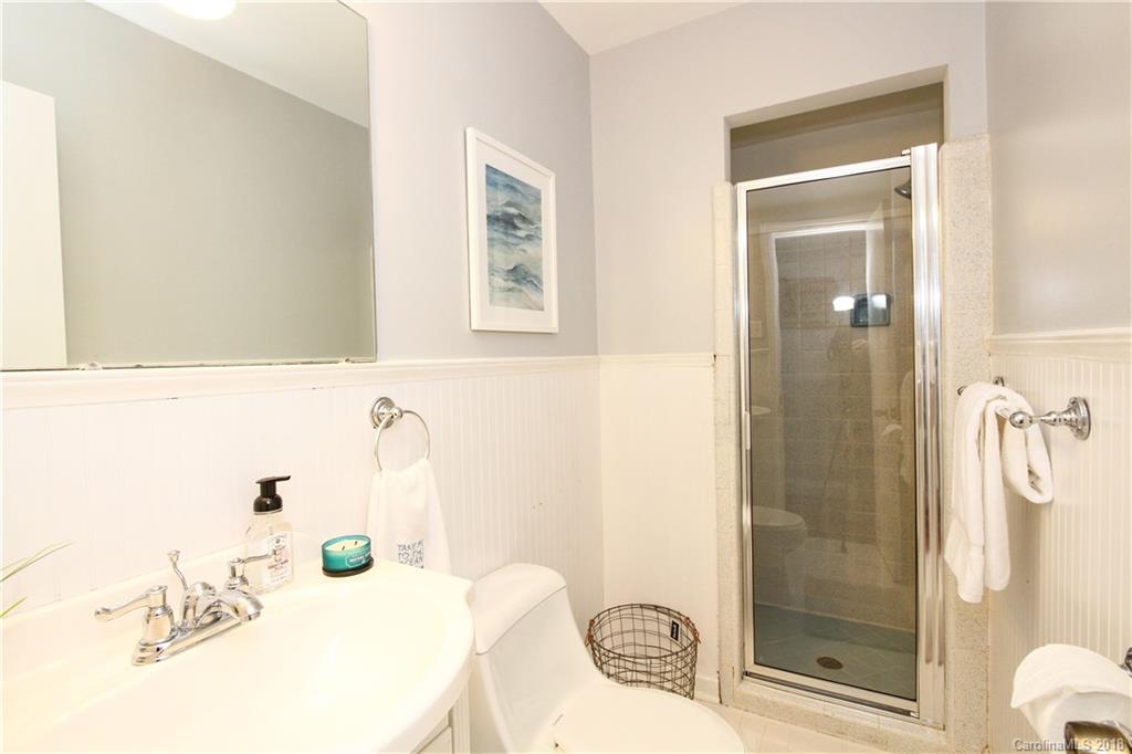 1124 Braeburn Road Charlotte, NC 28211 - Photo 14 of 35 Gallery Image 14
