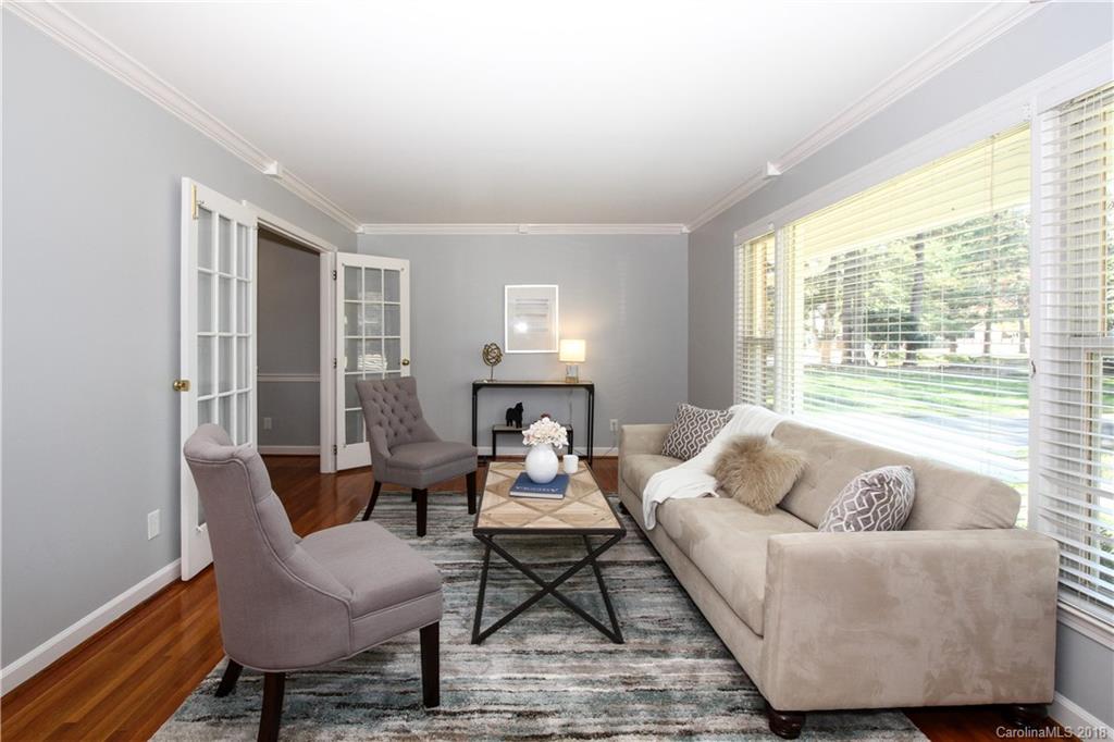 1124 Braeburn Road Charlotte, NC 28211 - Photo 3 of 35 Gallery Image 3