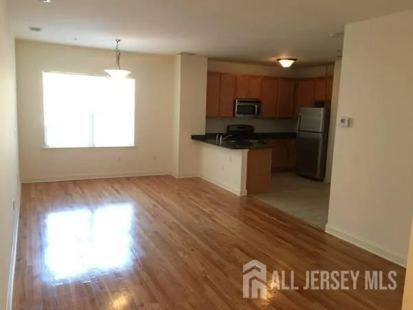 $2,200 | 454 Gawron Court, Parlin, NJ 08859