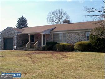 580 West Hoffecker Road Pottstown, PA 19465 - Photo 1 of 7