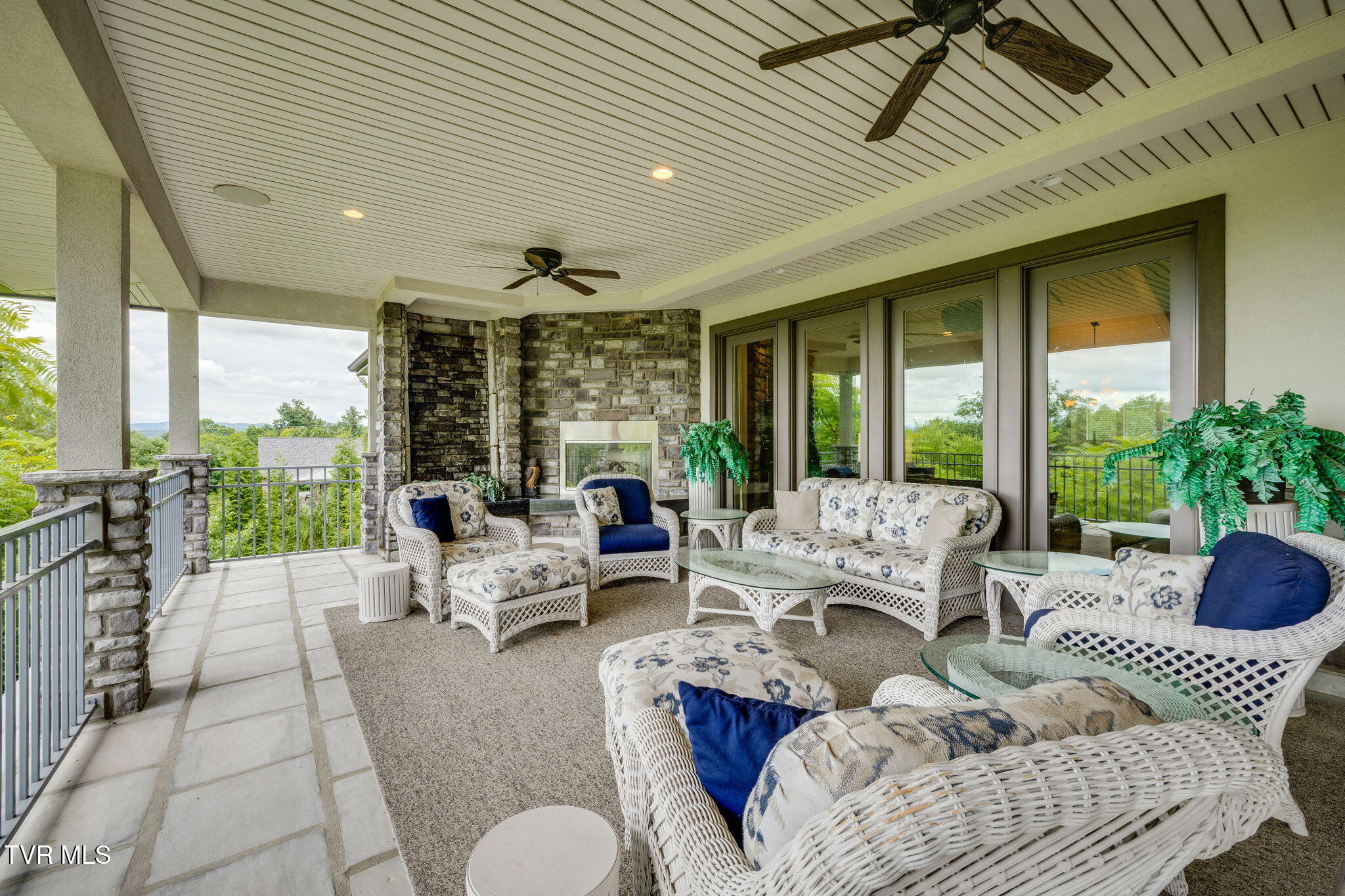 5855 Chestnut Ridge Road Kingsport, TN 37664 - Photo 57 of 68 056