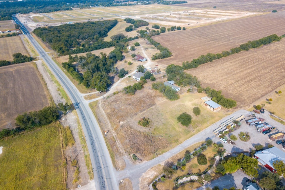 29 East Drive Georgetown, TX 78626 - Photo 12 of 21 a view of balcony with wooden floor