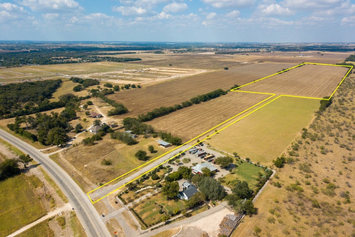 29 East Drive Georgetown, TX 78626 - Photo 4 of 21 a view of an ocean beach