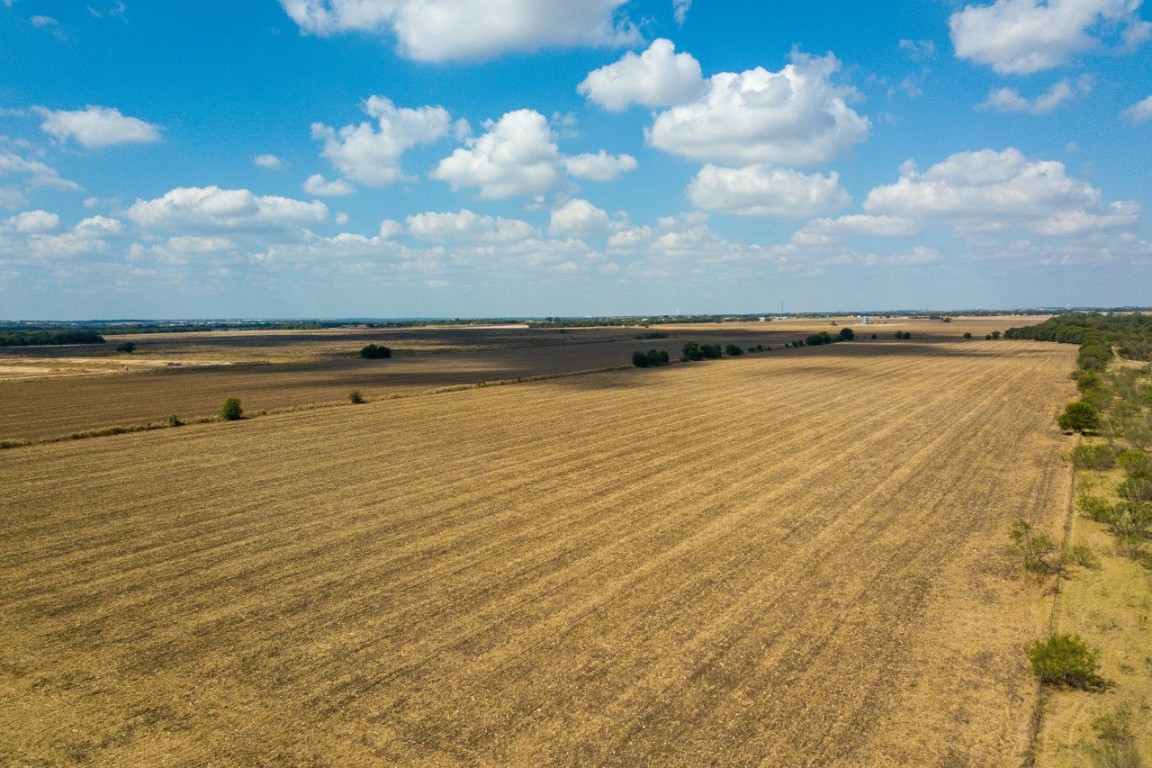 29 East Drive Georgetown, TX 78626 - Photo 5 of 21 a view of an ocean and beach