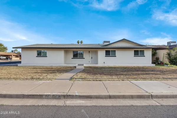 $549,900 | 1033 West Rio Salado Parkway, Mesa, AZ 85201