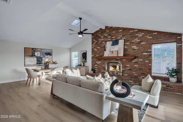 $549,900 | 1033 West Rio Salado Parkway, Mesa, AZ 85201