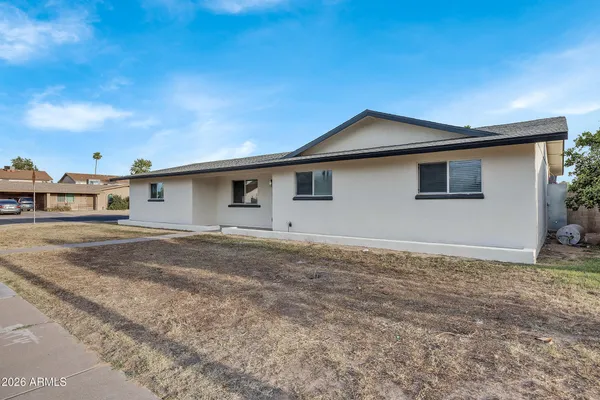 $549,900 | 1033 West Rio Salado Parkway, Mesa, AZ 85201