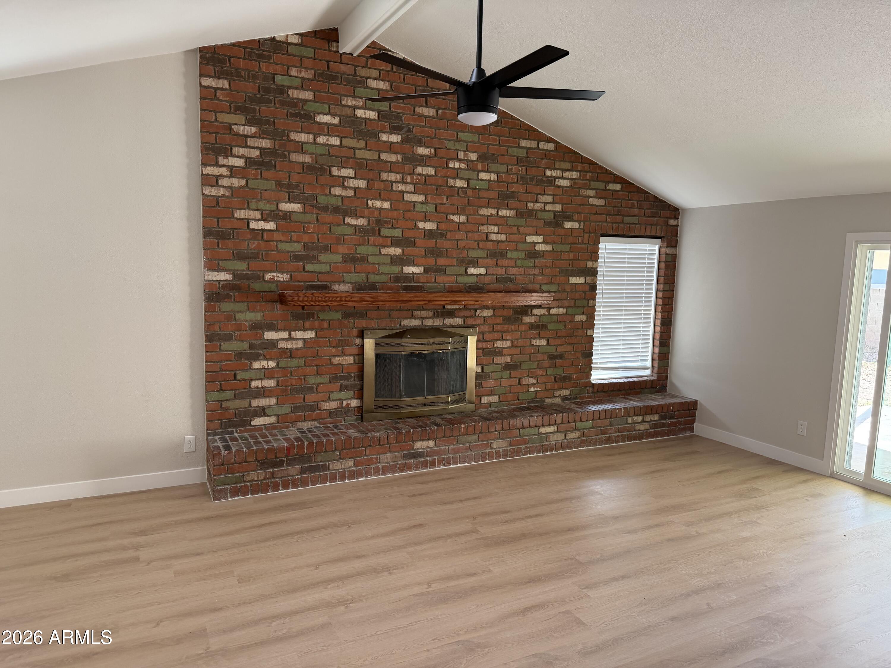 1033 West Rio Salado Parkway Mesa, AZ 85201 - Photo 4 of 4 IMG_3560