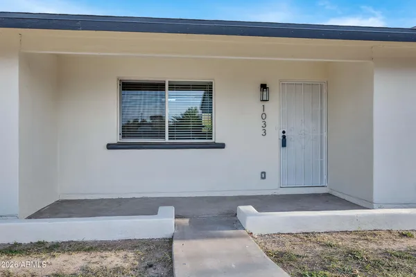 $549,900 | 1033 West Rio Salado Parkway, Mesa, AZ 85201