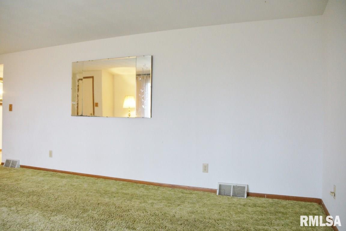 711 La Prairie Road Sparland, IL 61565 - Photo 7 of 23 Gallery Image 7