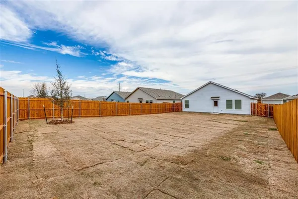 $2,095 | 7917 Gilbert Street, McKinney, TX 75071